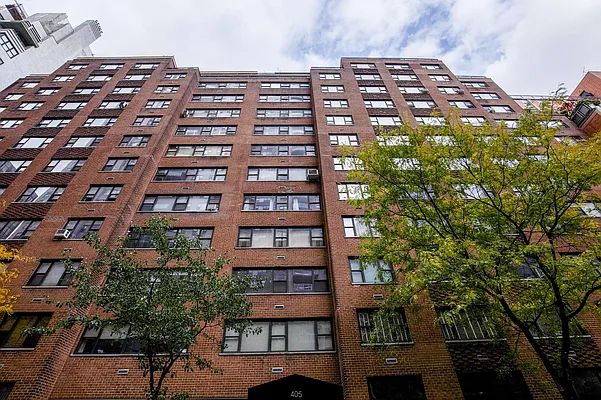 Rented by Solil Management | media 8