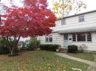 319 1st St, East Northport, NY 11731