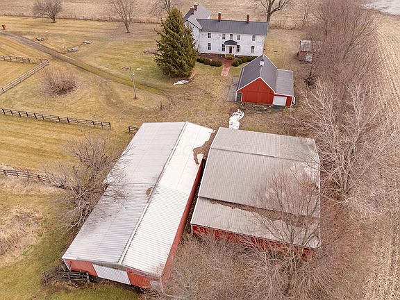 3rd image of 12281 London Rd