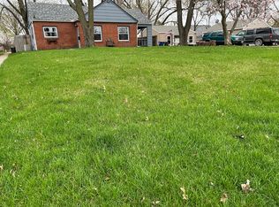 4700 Hickman Rd, Des Moines, IA 50310