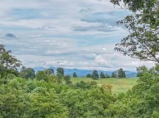 161 Smokey Hollow Dr, Murphy, NC 28906