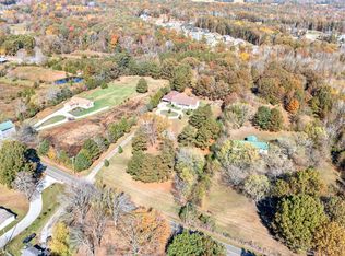 1775 Ogburn Chapel Rd, Clarksville, TN 37042