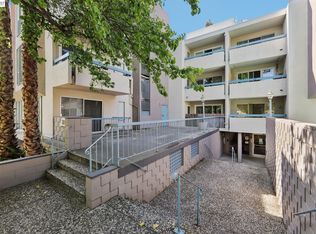 Jayne Manor, Oakland, CA 94610