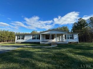 6098 Promise Land Rd, Appomattox, VA 24522