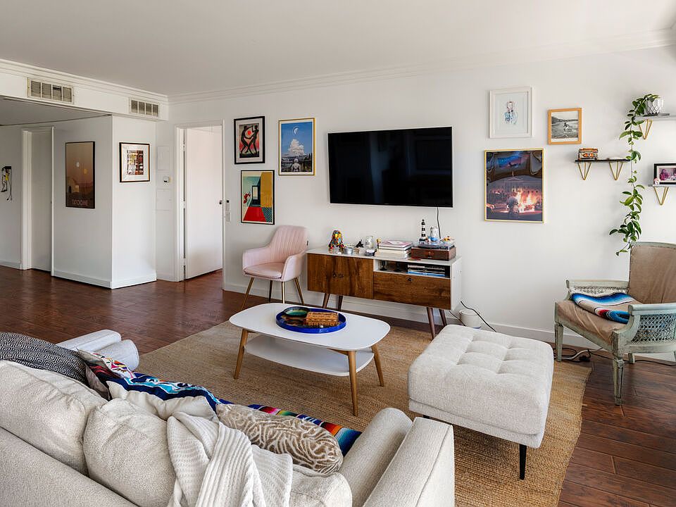 1st image of 7135 Hollywood Blvd APT 509