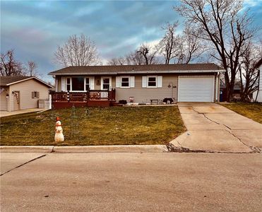 1206 Glenwood Ter, Marshalltown, IA, 50158