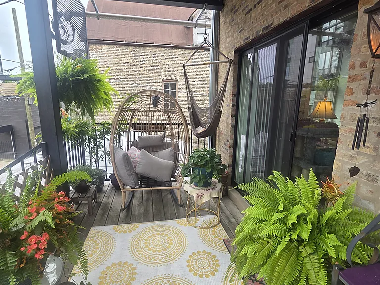 1311 N Western Ave #2R — Photo 1