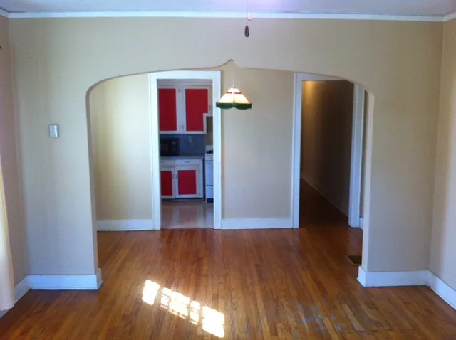 615-617 W Reagan St — Photo 7