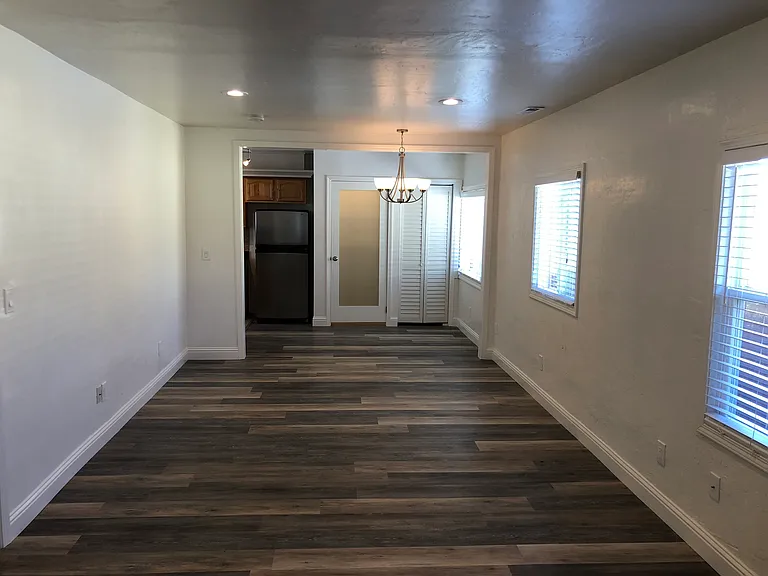1515 Liberty St — Photo 9