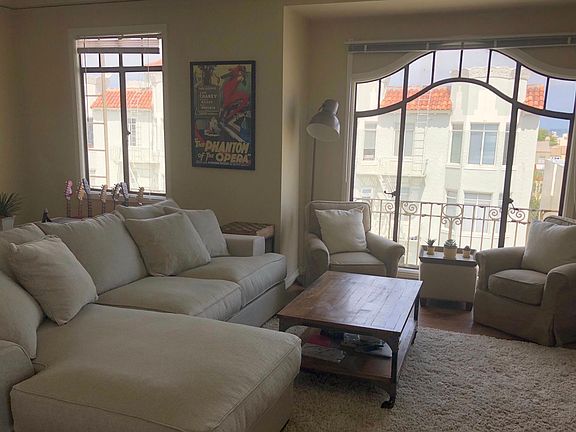 3rd image of 3640 Fillmore St APT 302