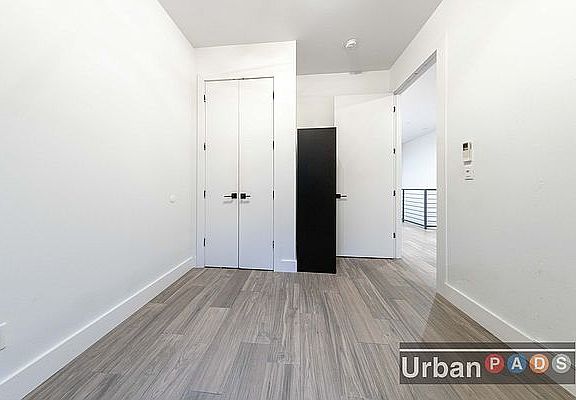 5th image of 1272 Pacific St #4B