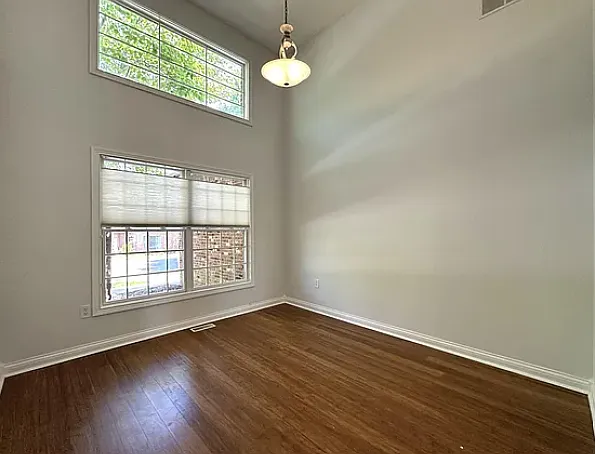 3802 E Regents Cir — Photo 5