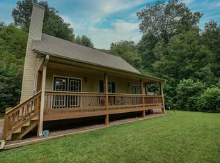 100 Brambleside Ln, Sylva, NC 28779