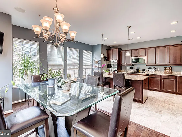 510 Overlook Park Dr #32 — Photo 21