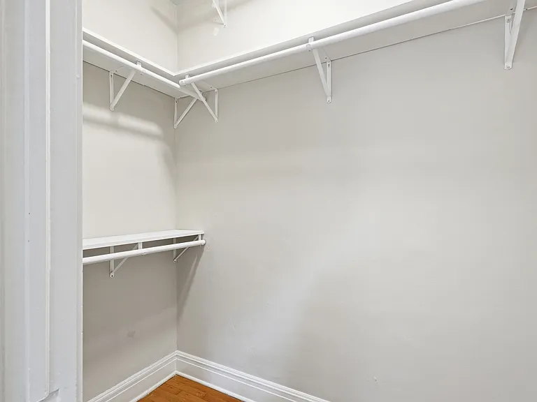 916 Bromley Rd #3 — Photo 10