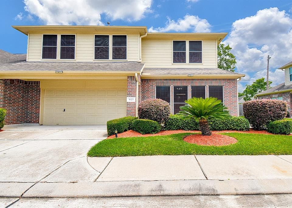 1st image of 1623 Village Townhome Dr