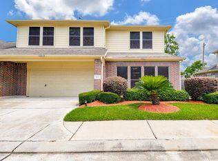 1623 Village Townhome Dr, Pasadena, TX 77504