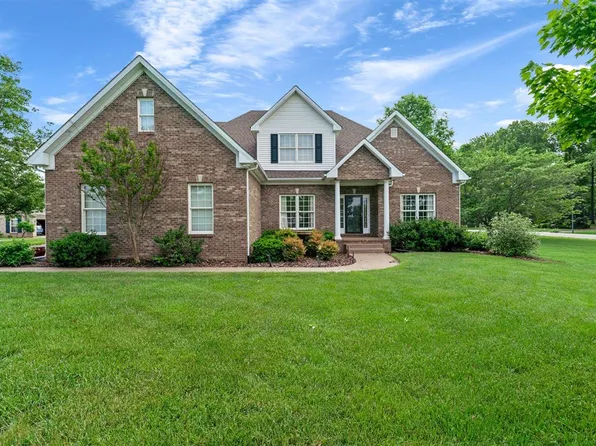100 Stagecoach Dr, Alvaton, KY 42122