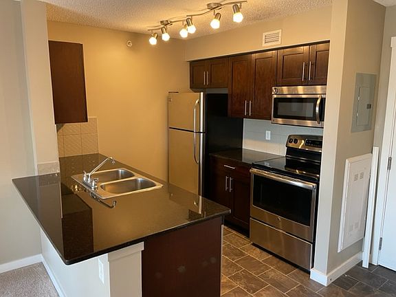 2 Kitchen_08182023