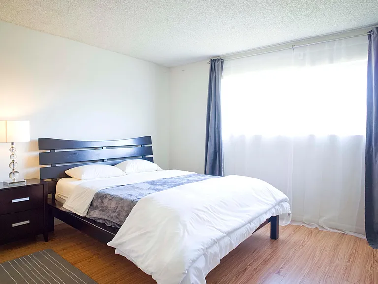 1033 Cordova St #11 — Photo 6