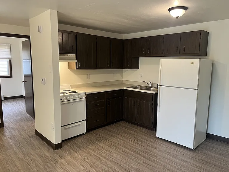 545 Spinnaker Ln #C — Photo 4