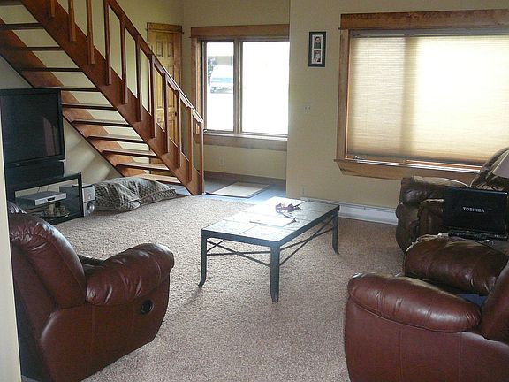 2nd image of 101 Dogwood Dr