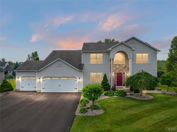 8337 Moyer Carriage, Cicero, NY 13039