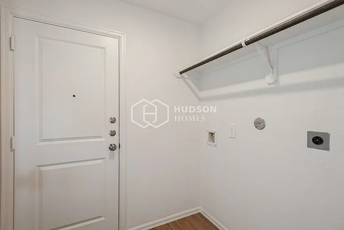 937 Gentle Moss Dr — Photo 14