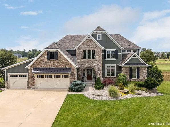 4415 Grand Point, Holland, MI 49424