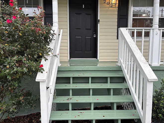 202 Arlington Ave