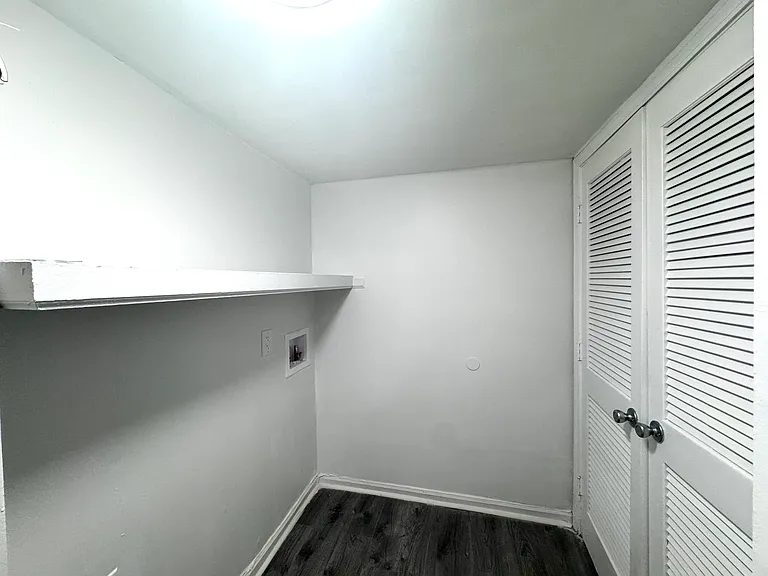 Piney Grove Townhomes — Photo 8