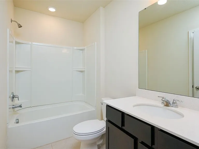 1954 Enchanting Ct — Photo 7