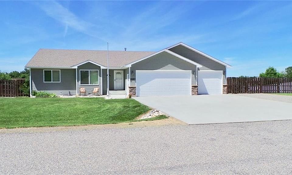 1st image of 1220 Maxer Dr
