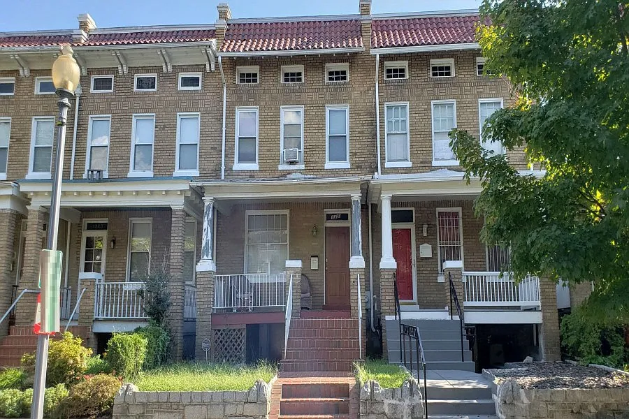 1330 Quincy St NW photo 1