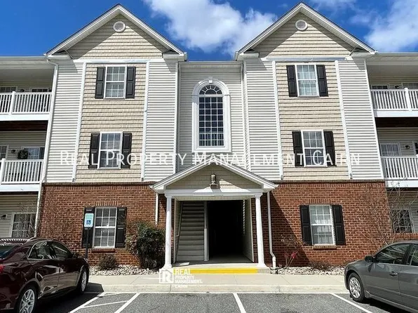 102 Capstone Dr Unit 307, Lynchburg, VA 24502