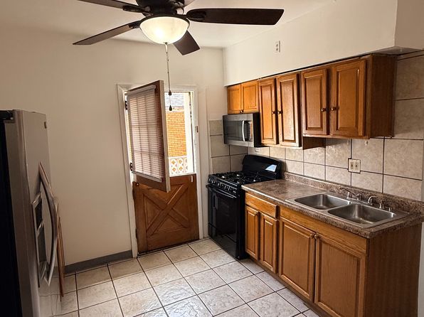 800 Melrose Ave APT 2