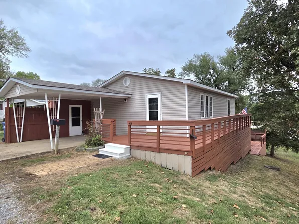 418 S 3rd Street, Houston, MO 65483