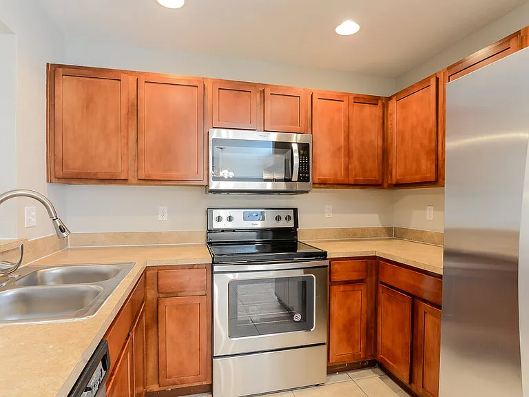 2937 Coach Lamp Rd — Photo 7