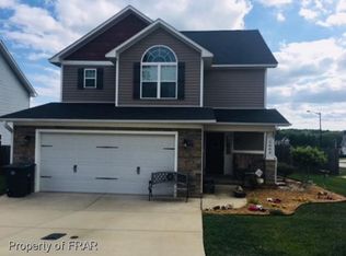 1663 Rock Creek Ln, Fayetteville, NC 28311