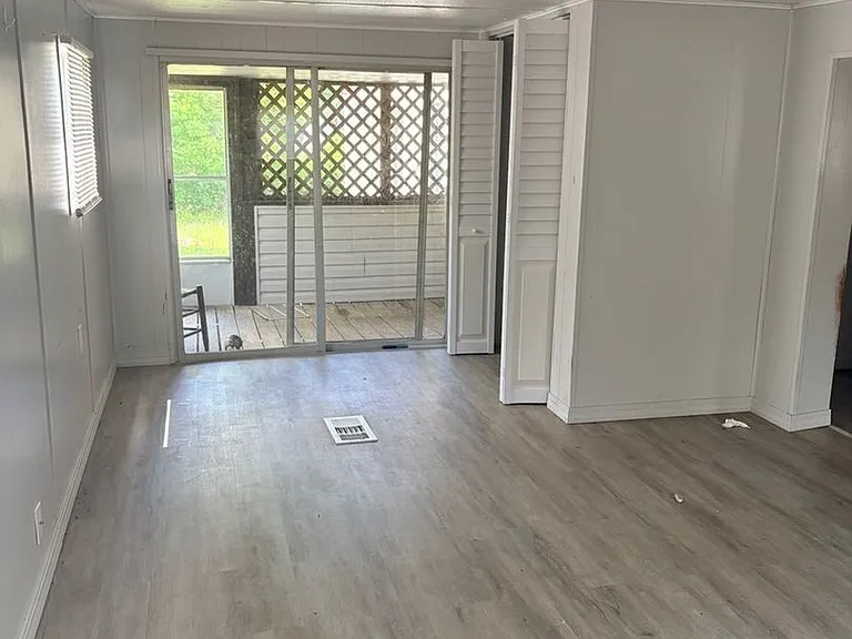 2152 Glen Gardner Dr — Photo 5