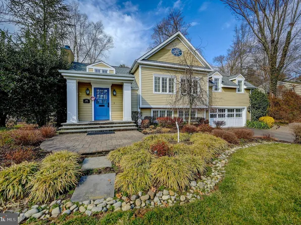 620 Lake Dr, Princeton, NJ 08540