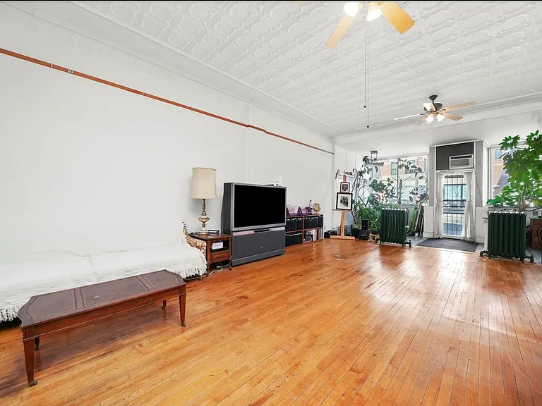 1303 W Chicago Ave #1 — Photo 7