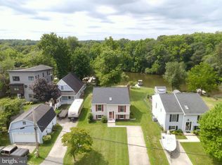 30 Johnson Rd, Pasadena, MD 21122