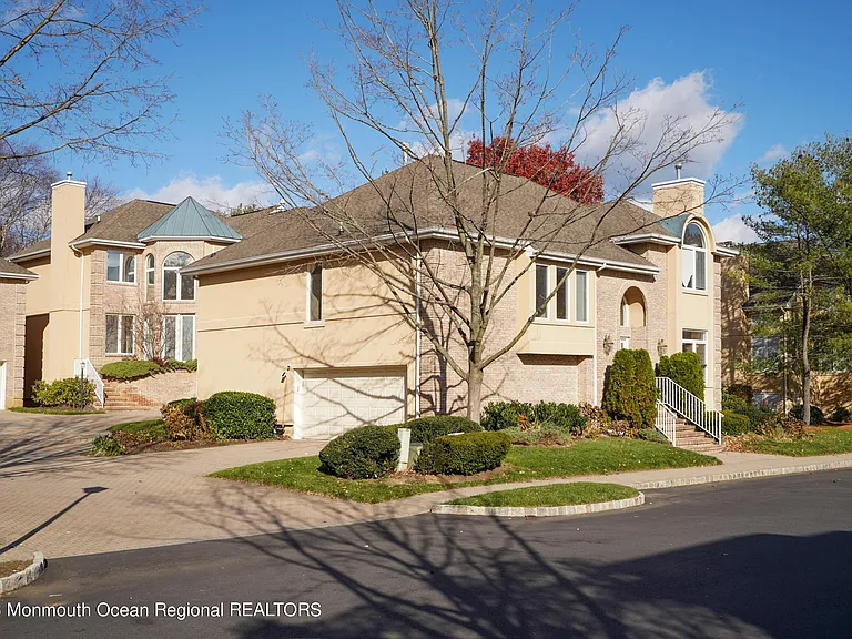 194 Pelican Ct — Photo 50