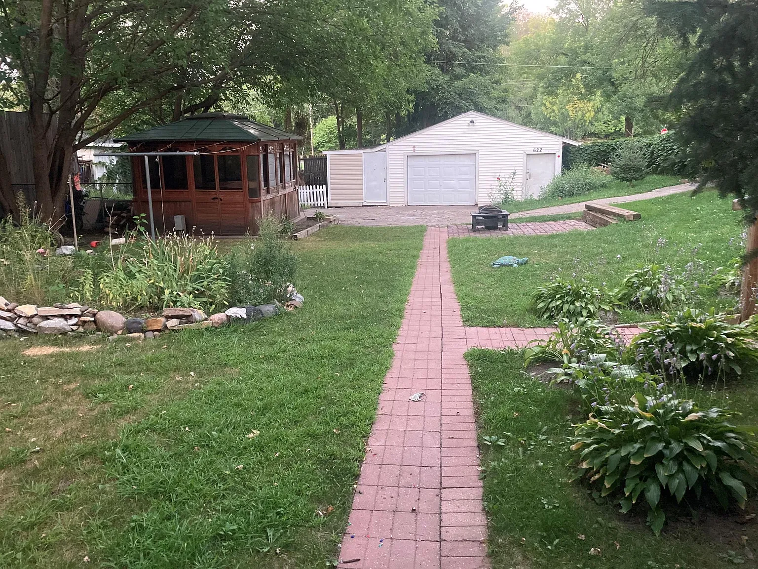 622 Winslow Ave — Photo 3
