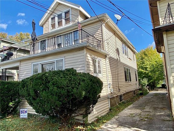 4th image of 183 Clarence Ave