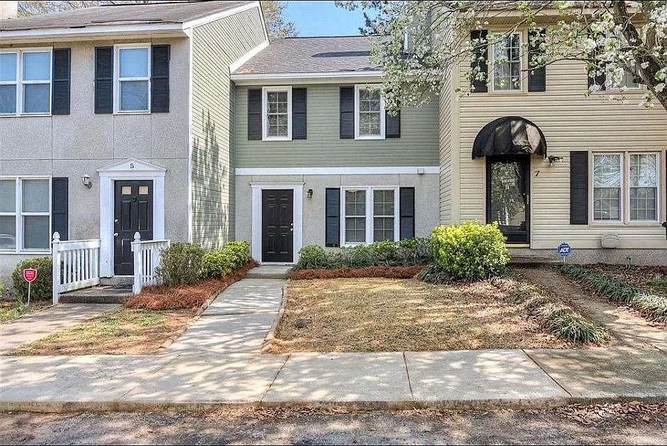 1st image of 6 Fowkewood Ct
