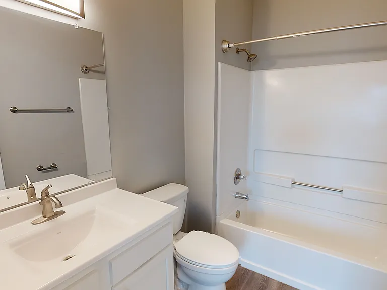 Brookside Park Apartments — Photo 21