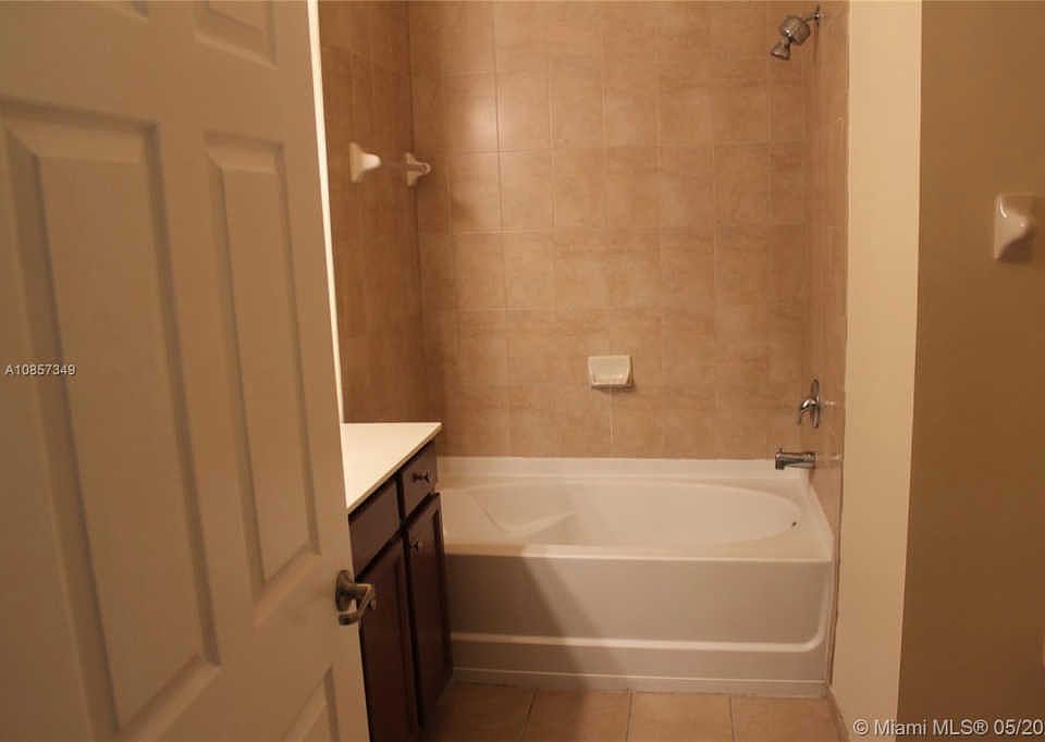 1st image of 8850 NW 97th Ave APT 101
