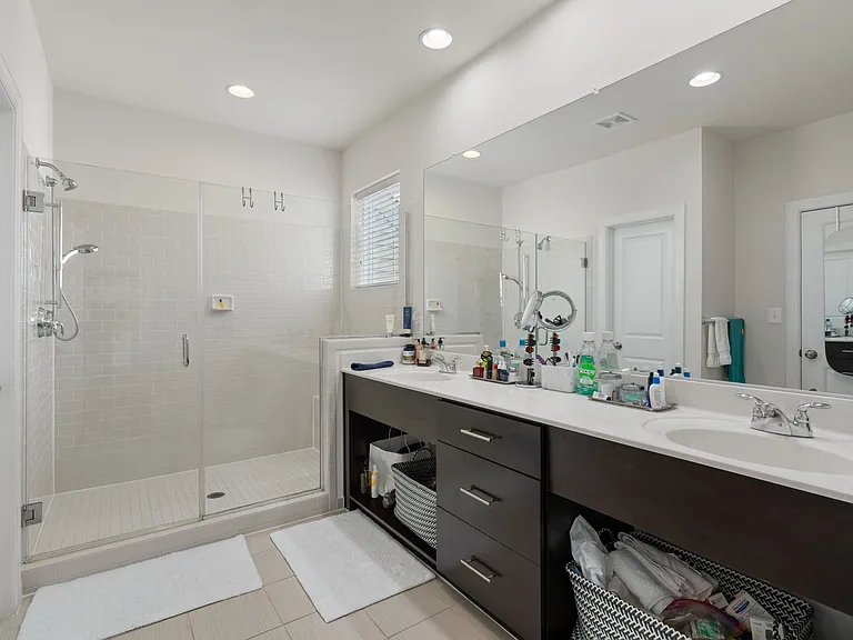 Luxury Master Bathroom